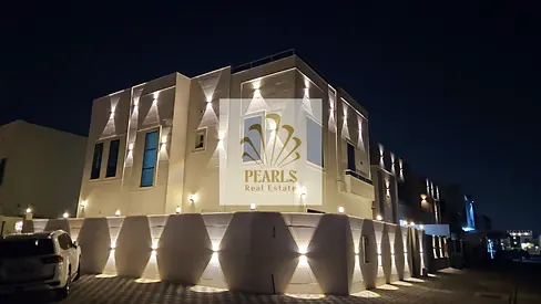 Spacious furnished villa for annual rent in Al Yasmeen Ajman. 5 bedrooms, hall & majlis, 7 bathrooms, excellent layout. Rent AED 120K, 4 payments,