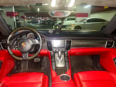 2014 Porsche PANAMERA 缩略图 9