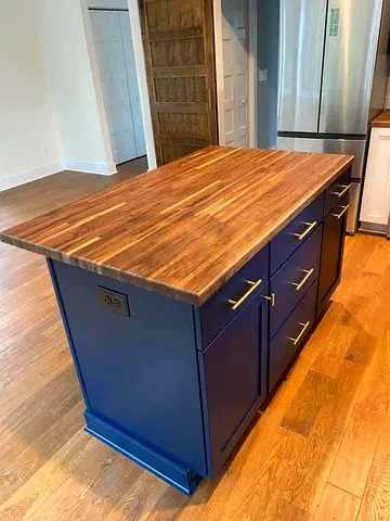Wood Kitchen Island with Storage Drawers and Butcher Block Top