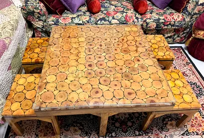 Marina coffee table with 4 stools