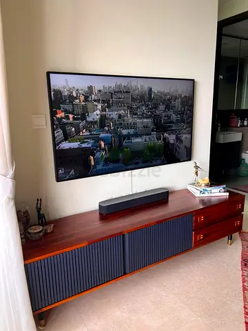 Samsung The Frame TV 55" (2018) – Complete with One Connect Box & Mount