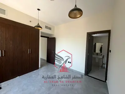 اجمل غرفة وصالة مع خزائن بالحائط مع باركن مجاني سهل المخرج الى دبي تشطيب ممتاز للايجار في الخان