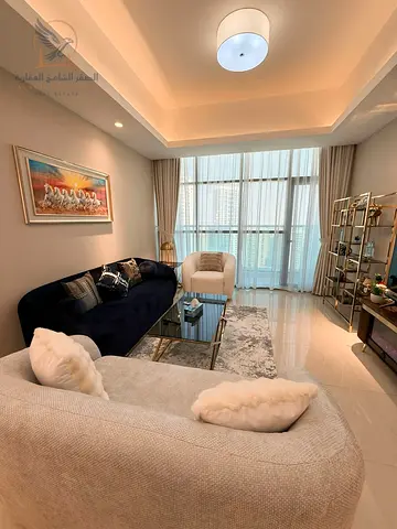 One bedroom and living room in Gulf Towers with gym, swimming pool and private parking. Enjoy elegant furnishings and stunning decor, close to the Dub