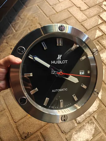 Wall clock Hublot