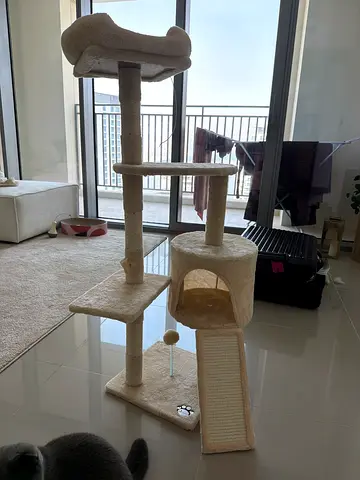 Cat tree