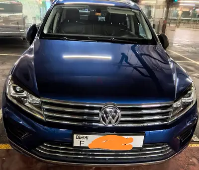 2015 Volkswagen Touareg Sport - GCC Specs - Excellent Condition