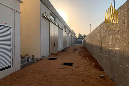 مستودع للبيع في مدينه الامارات بعائد استثماري مميز