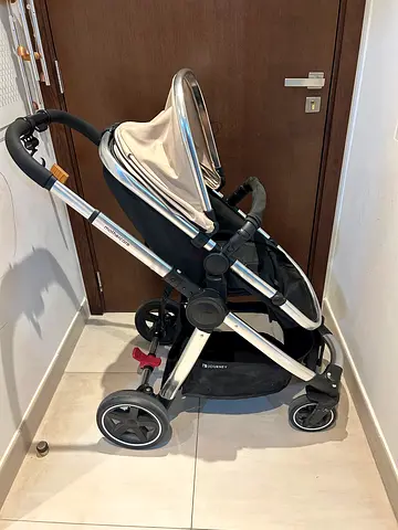 Mothercare Journey Travel System Stroller w car seat and accessories