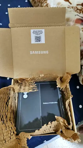Samsung Galaxy Z Fold8 Ultra (boxed) - Unused/Like New