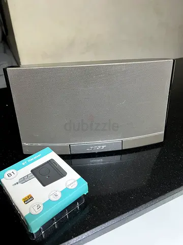 URGENT BOSE SOUNDOCK with FREE BLUETOOTH RECEIVER