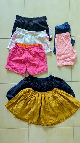 Bundle of girl's clothes 8-10Y