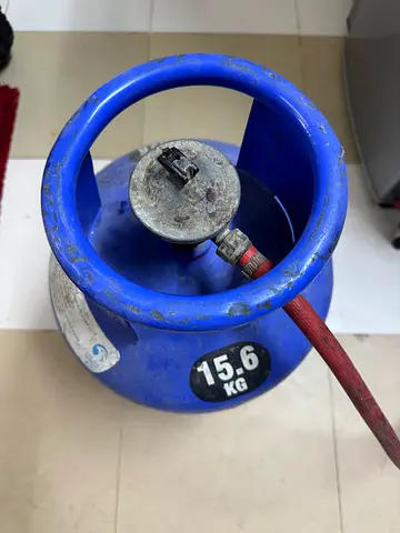 Empty Gas Cylinder + Regulator + Hose