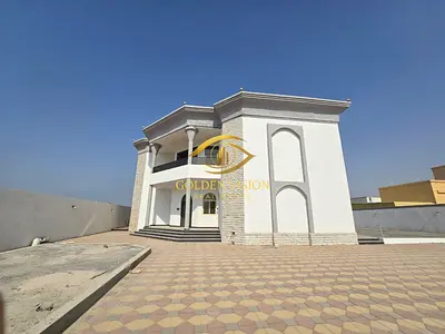 فيلا فاخرة من 5 غرف نوم + مجلس + غرفة خادمة + غرفة سائق  | جاهزة للسكن | تملك مواطنين ودول مجلس التعاون