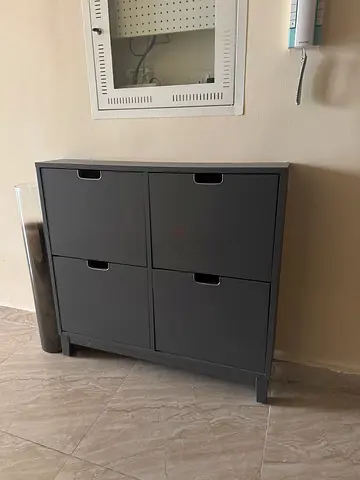 Gray 4-Compartment shoe Storage Cabinet - Good Condition 96x 17x H90