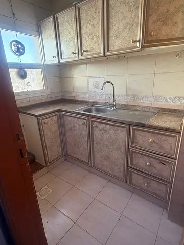 Studio for rent 2800 with furnish Deira