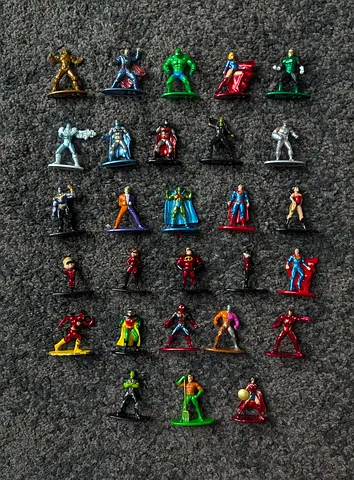 Bundle of 28 Mini Superhero Action Figures - Mixed Marvel/DC Collectible Toys