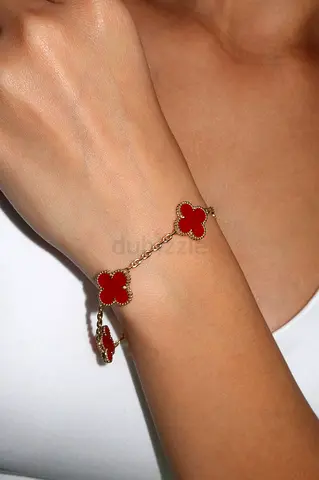 Van cleef vintage alhambra bracelet
