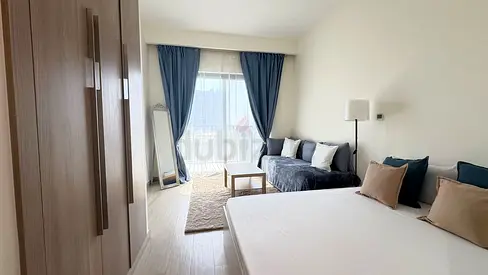 Fully Furnished Studio | Chiller Free | Full Kitchen | Private Parking | direct from owner