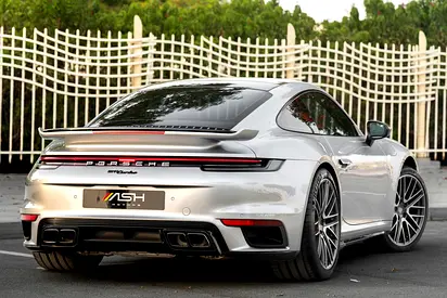 2021 Porsche 911 — миниатюра 12