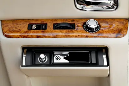 2011 ROLLS-ROYCE PHANTOM — миниатюра 14