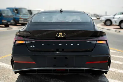 2025 Hyundai ELANTRA 照片 5