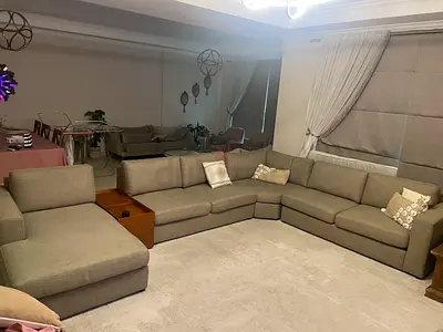 Large 6 seater L-shaped Sectional Sofa with coffee table