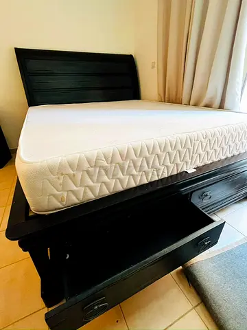 Bed and mattress