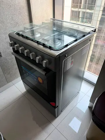 Used gas cooker with oven - perfect condition