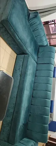 L-shaped teal velvet corner sofa - good condition