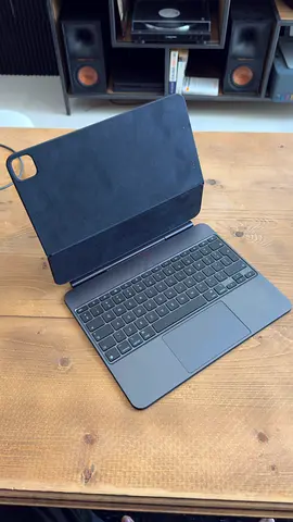 Apple iPad Pro Magic Keyboard 13”