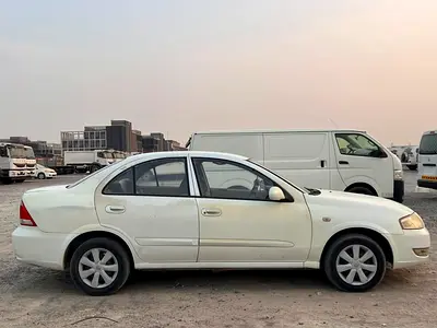 2012 Nissan SUNNY — фото 4