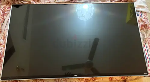 “LG 55” 4K UHD Smart TV (55UF840T) NOT WORKING AND HAS TO BE FIXED