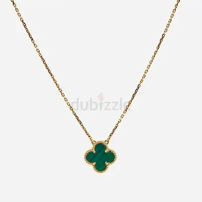 Van Cleef & Apparels Al Hambra