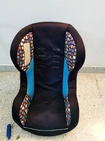Used toddler car booster/seat suitable for 1-4 years (black with blue accents)
