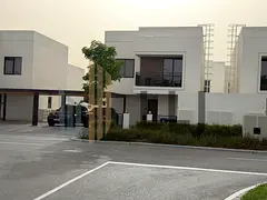 4 Bedroom | Owner Occupier | 2 Payments | Mid Unit