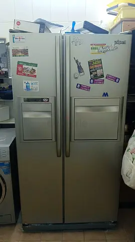 Side-by-side stainless steel refrigerator Samsung zipel- used