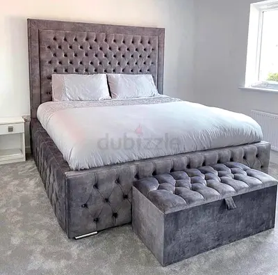 Brand New King Size Tufted Bed - Hydraulic Storage Available on Demand