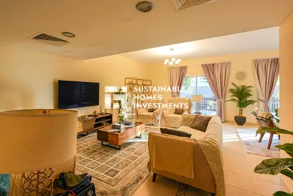 Corner Unit | Ready To Move | Compound