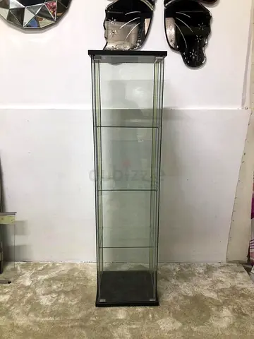 4-Glass shelves