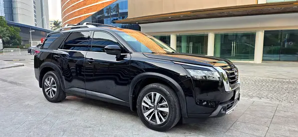 2023 Nissan Pathfinder SL-Excellent Condition-Bank Finance available