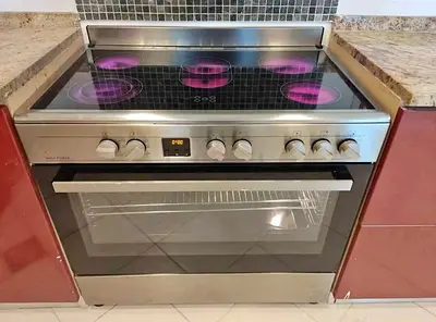 Stainless Steel Electric Range with Ceramic Hob and Oven - Good Working Condition