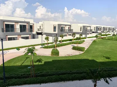 3 Bed+Maid | Park Facing | Single Row