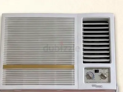 Used window air conditioner unit - compact cooling, working condition