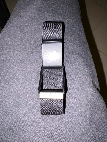 Whoop 5.0 super clean for sell no charger. I don’t have the cable. I just have the watch