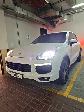 Porsche Cayenne S 2015 | GCC Specs | V6 Twin Turbo | Well Maintained