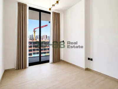 Modern Interiors l Open-Plan Layout l Easy Access