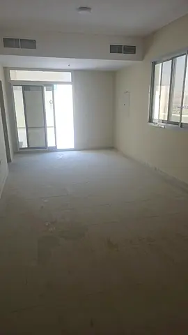 🏡 Annual Rent – Al Jurf, Behind Ajman Police Club ✨ Brand New | First Occupant 🏠 2 Bedrooms + Hall with Full Rooftop 🚿 4 Bathrooms 🍳 Spacious Kitc