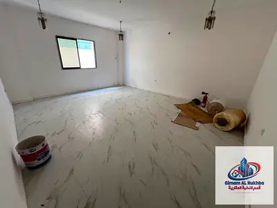 فرصه قويه للاستثمار او للشركات الباحثه عن سكن للموظفين بالشارقة فى موقع مميز قريب من جميع الخدمات وسعر مناسب