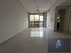 Like a brand new 1bedroom 2bathrooms rent 63k