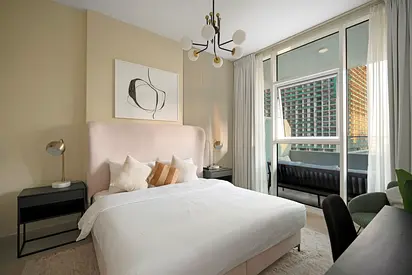 Furnished | Bright Unit | Ready To Move
